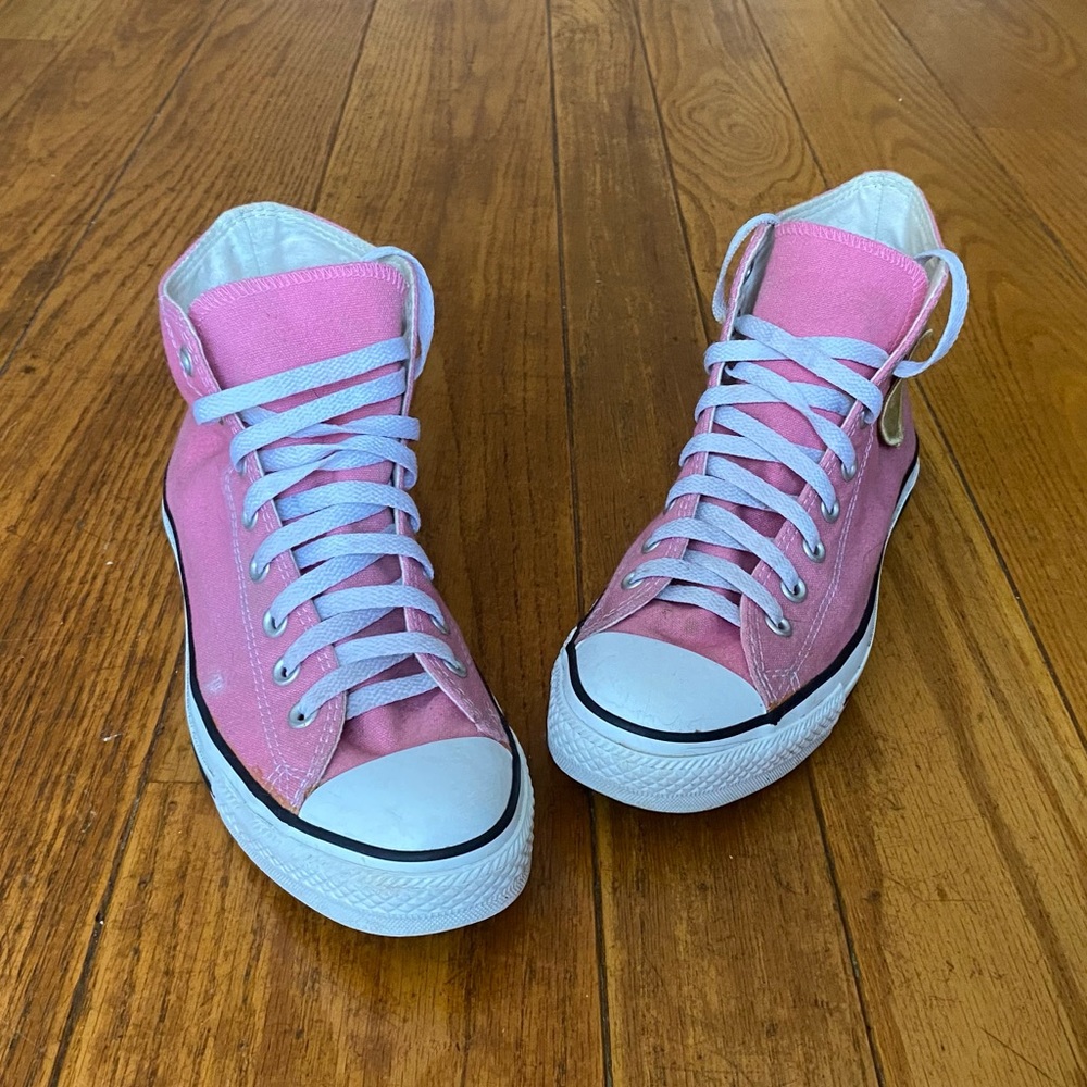 Pink high top converse